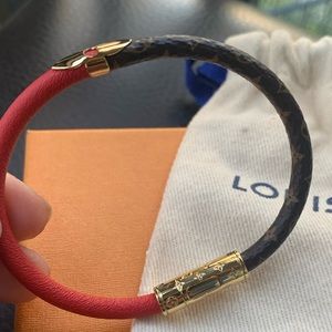 AUTHENTIC LOUIS VUITTON DAILY CONFIDENTIAL BRACELET